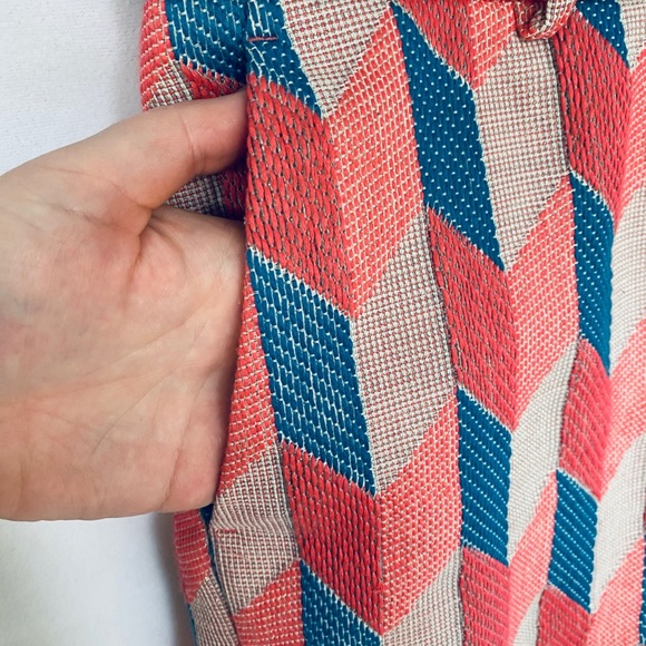 Loft Pattern Textured Riviera Shorts - Picture 2 of 6